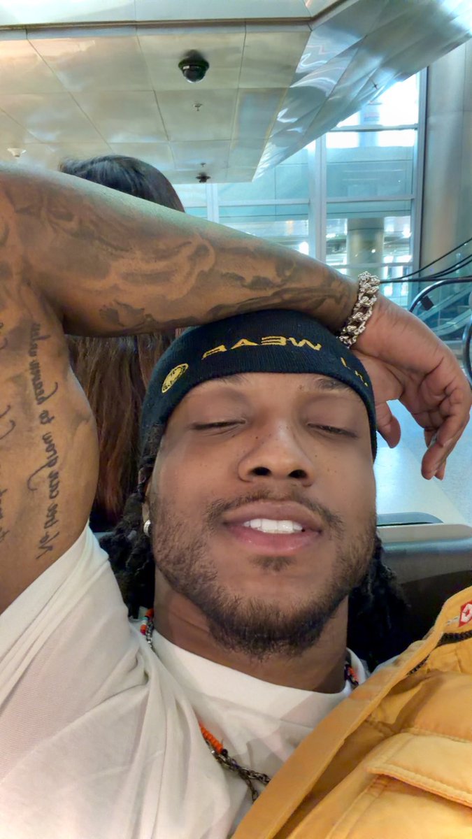 YourRAGE tweet media