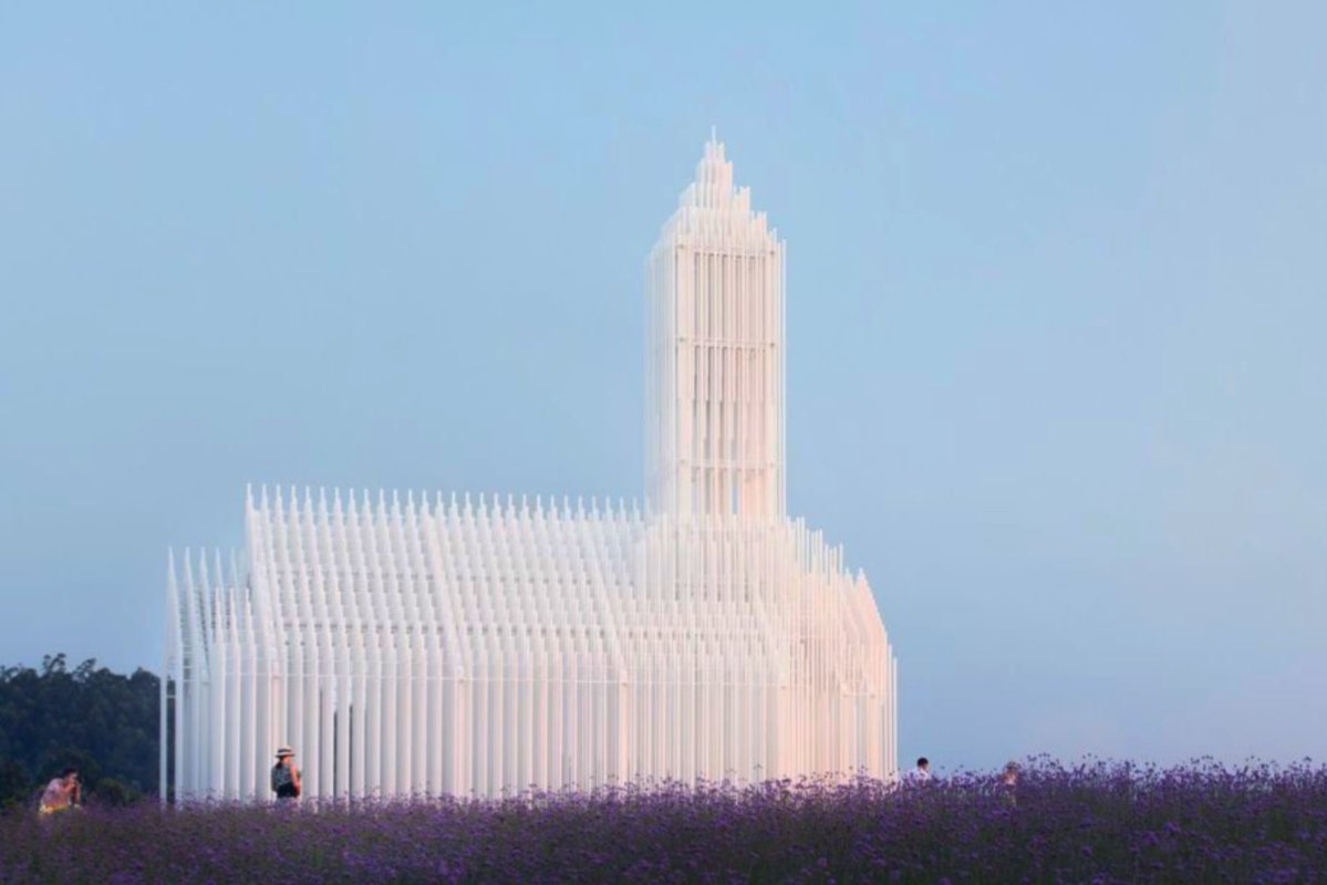 The surreal design of this “shadowless” church in China is extraordinary