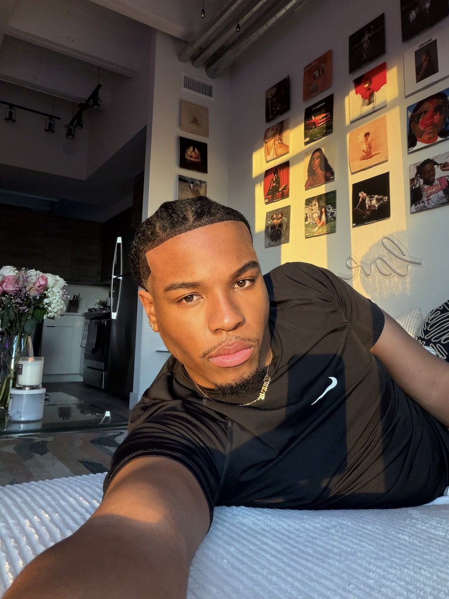 𝚂𝚒𝚖𝚎𝚘𝚗 tweet media