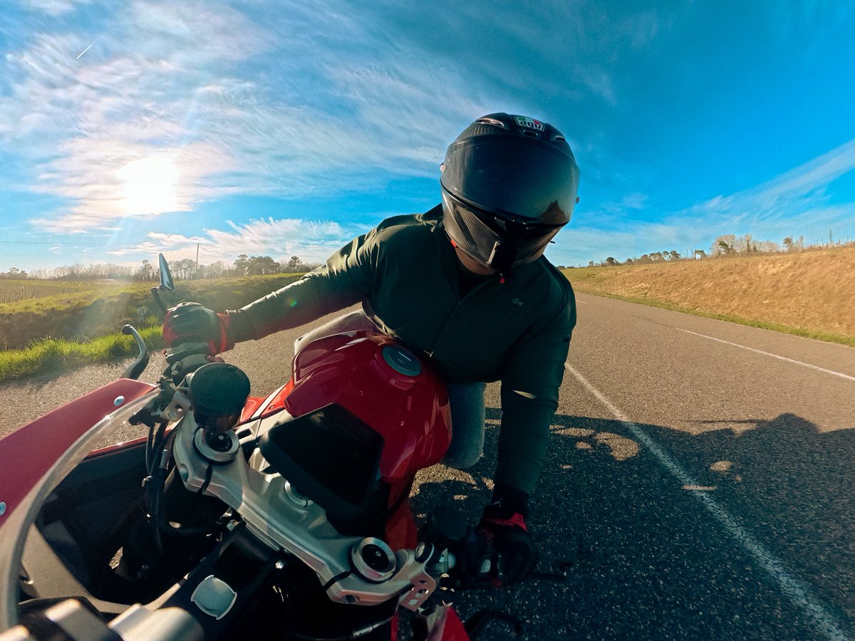 Powlisher tweet media