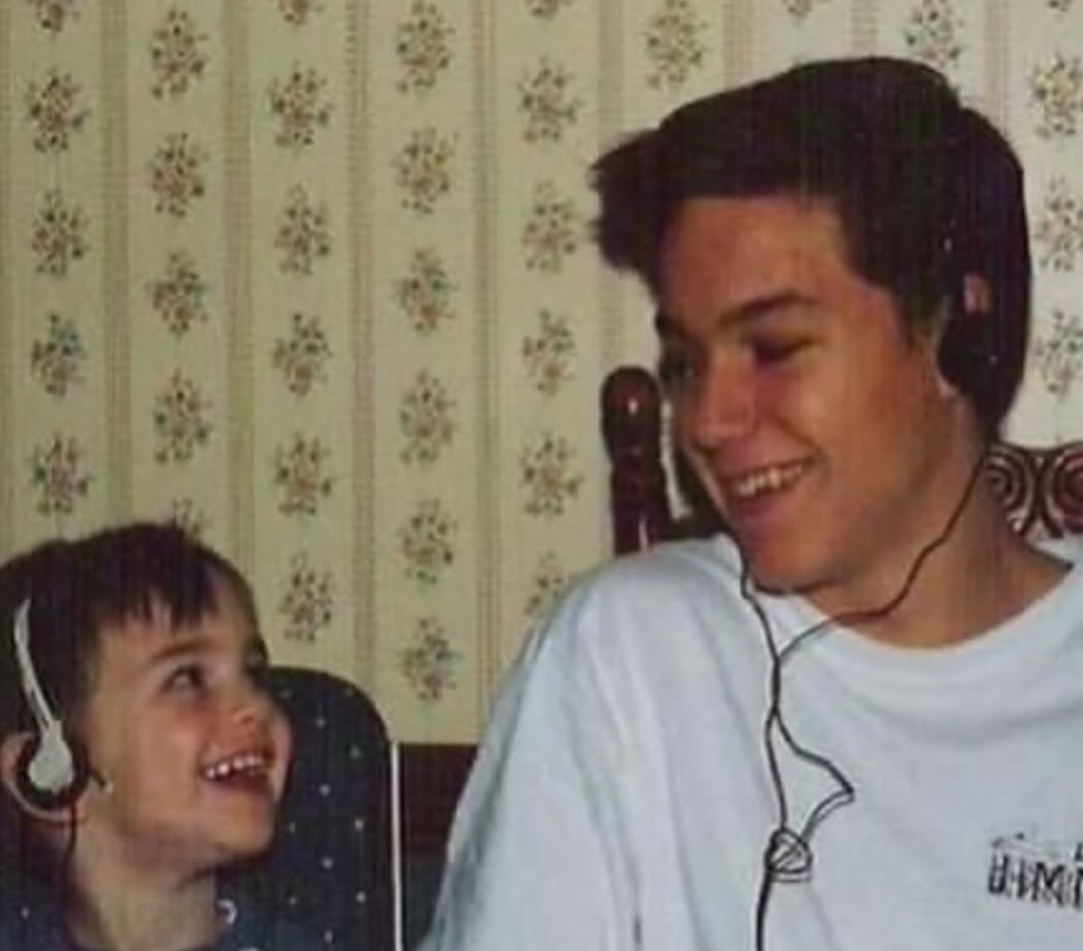 semihourly mark hoppus tweet media