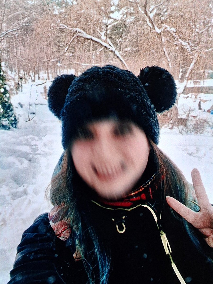 Кріпоти вам в стрічку 😁 шукала певні фільтри в новому додатку, а знайшла цей скарб 🤣 і одразу в голові кадри з усяких японських Дзвінків, Фантомів... 👻🤣