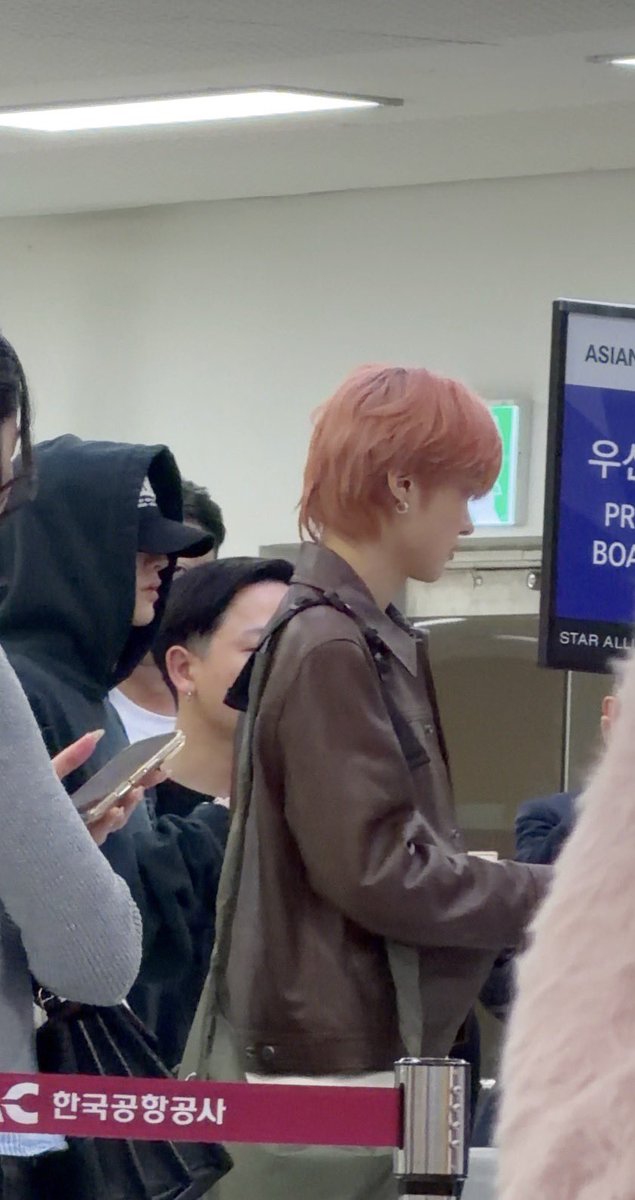 케이트🦊🐿️ tweet media