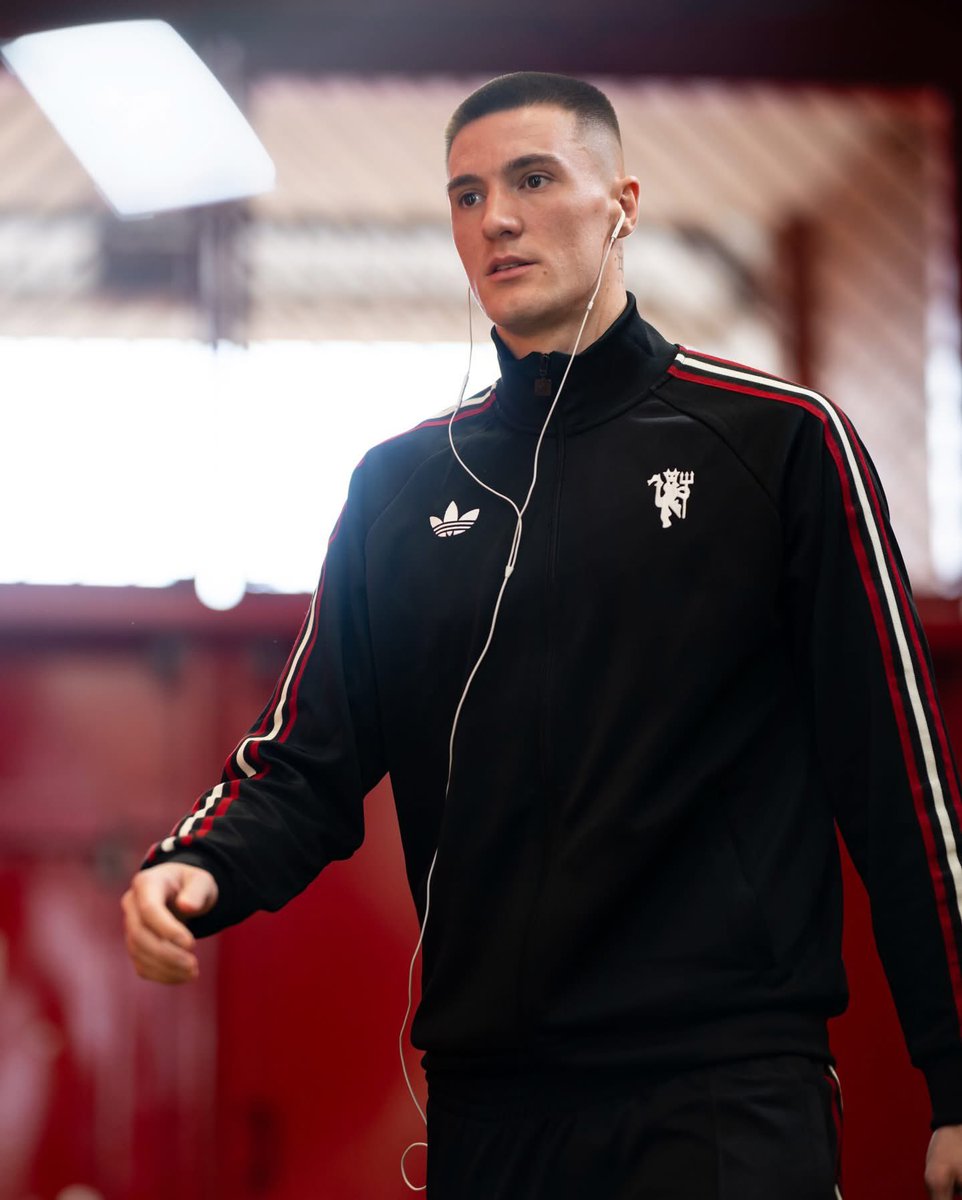 Dear SESKO 

I will love to marry your daughter 🤩