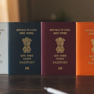 NDTVFood's tweet image. Why Do Indian Passports Come In 4 Colours?
ndtv.com/travel/webstor…
#passports #colours #travel