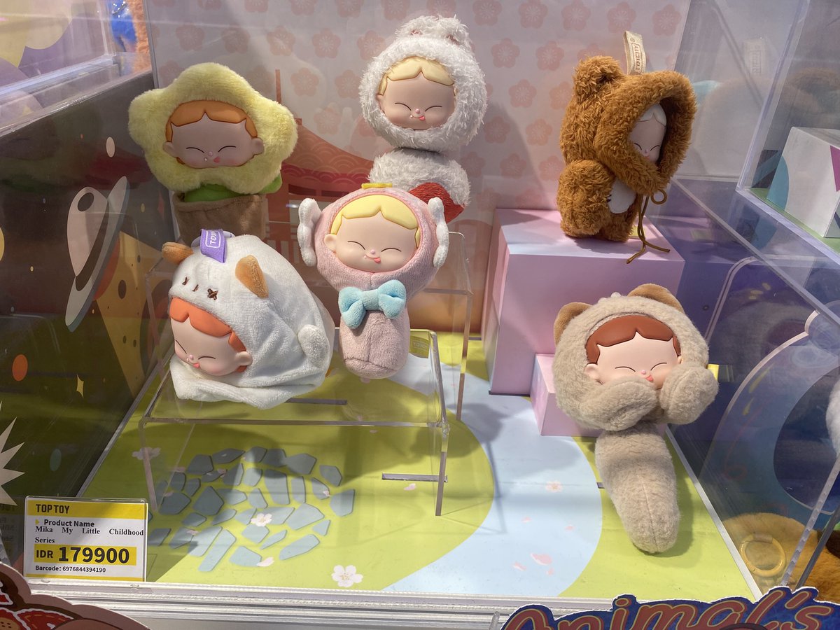 This one literally Hoshi version of popmart toys