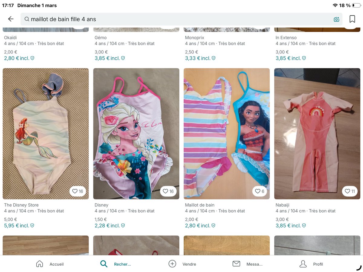 clob755's tweet image. Tu te dis : " si j’allais voir sur #vinted pour trouver des maillots de bain pas cherspour ma petite fille" 
Et là tu as les yeux  qui saignent 😭 mais qui peut acheter des horreurs pareilles😱😱😱😱😱😱 Les parents qui achètent ça méritent la prison😡