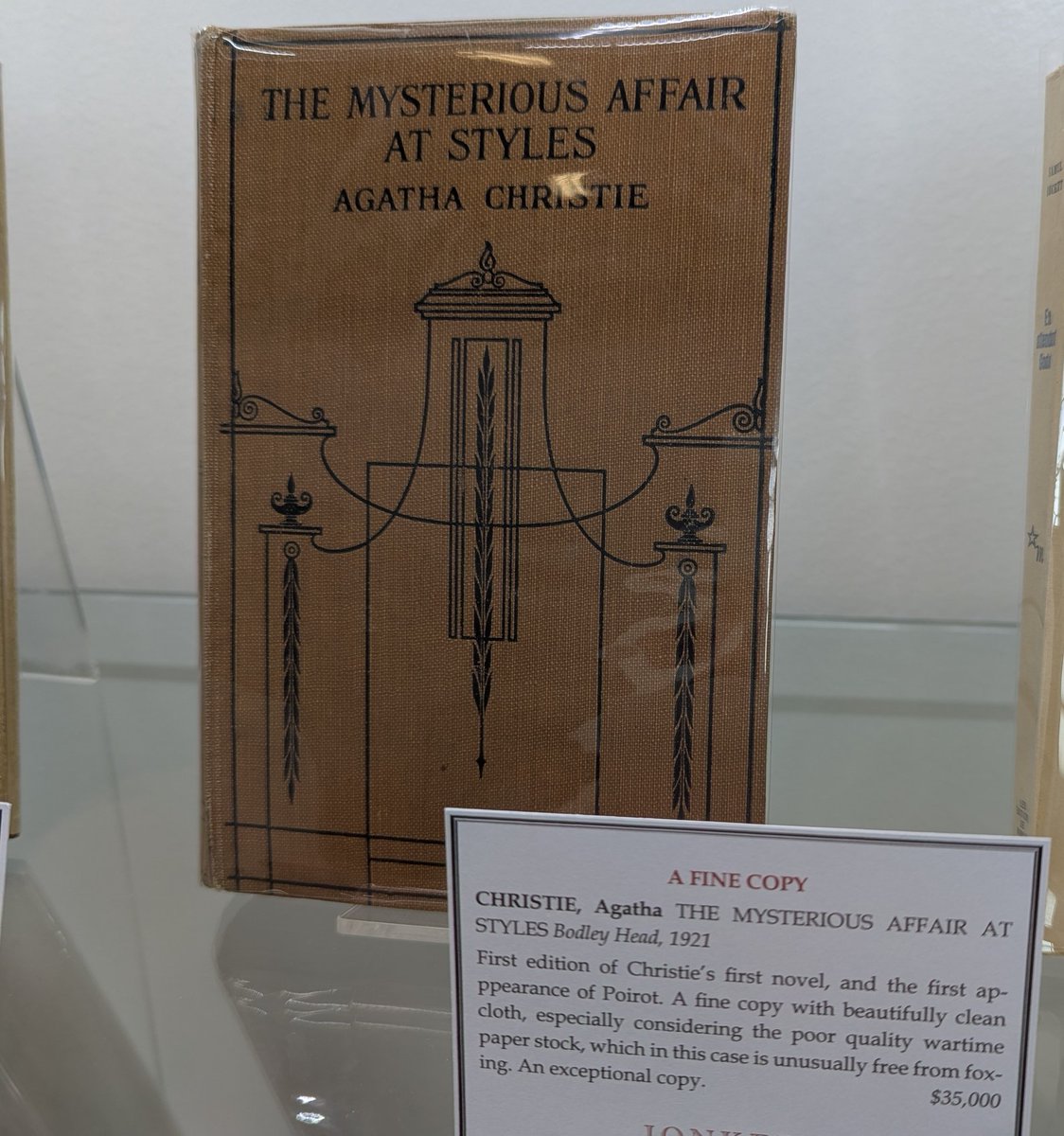 Collecting Agatha Christie tweet media