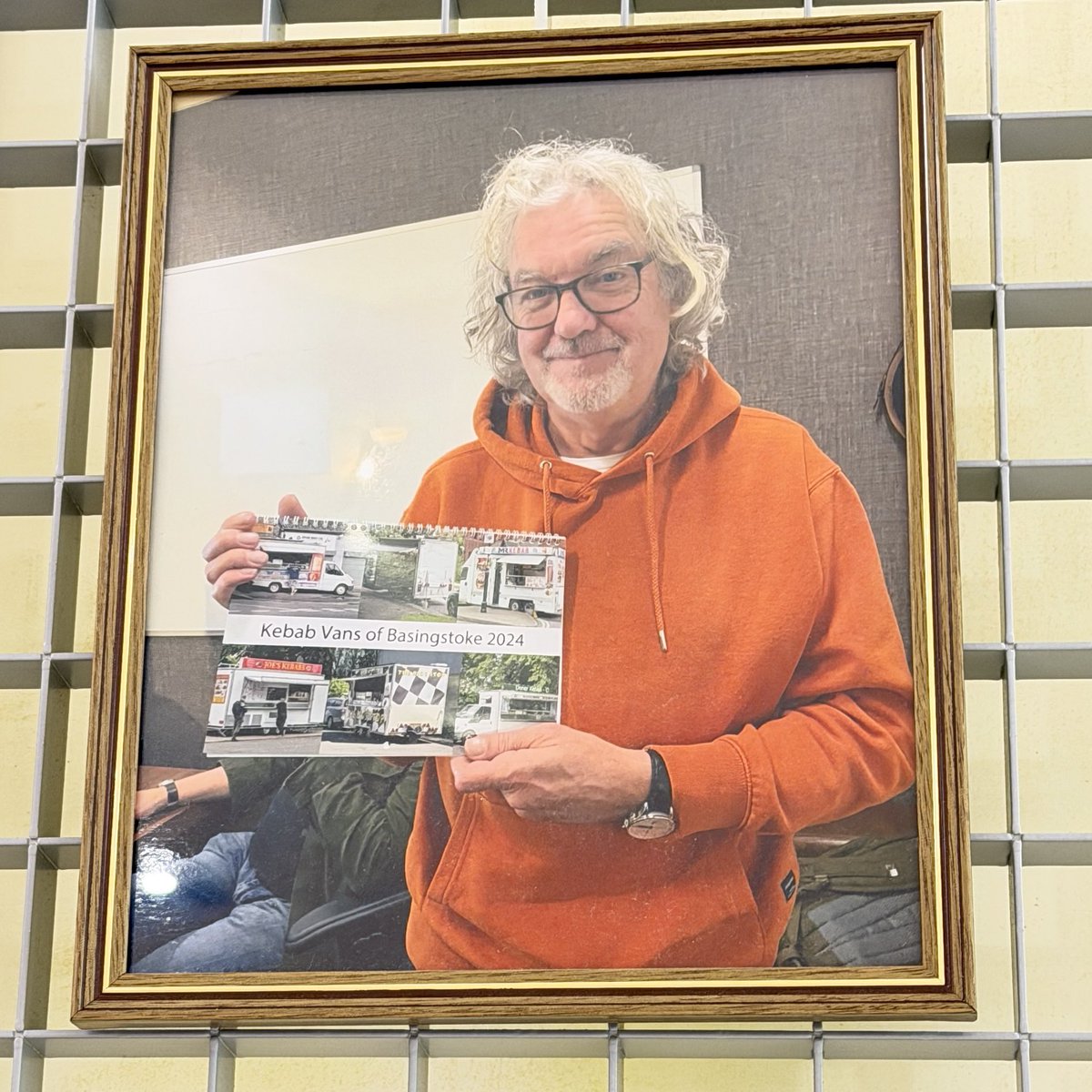 Peter Henley tweet media