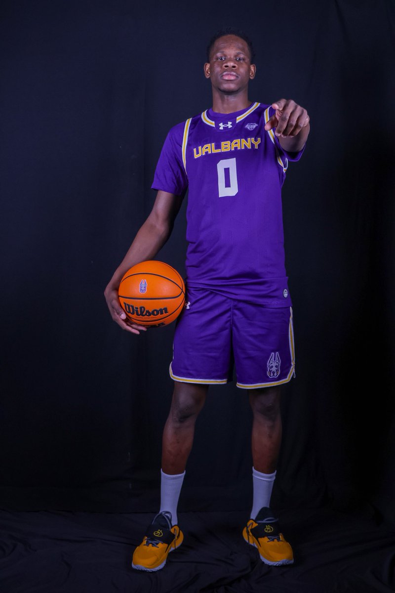 Papakounta10's tweet photo. Had a great official visit at the University at Albany. Thankful to Coach Killings, Coach Burns, and the whole staff for the opportunity. Truly appreciated! 🙏🏾💜#Godanes https://t.co/dqeTmW4km8