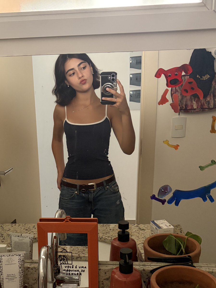 angel(a) tweet media