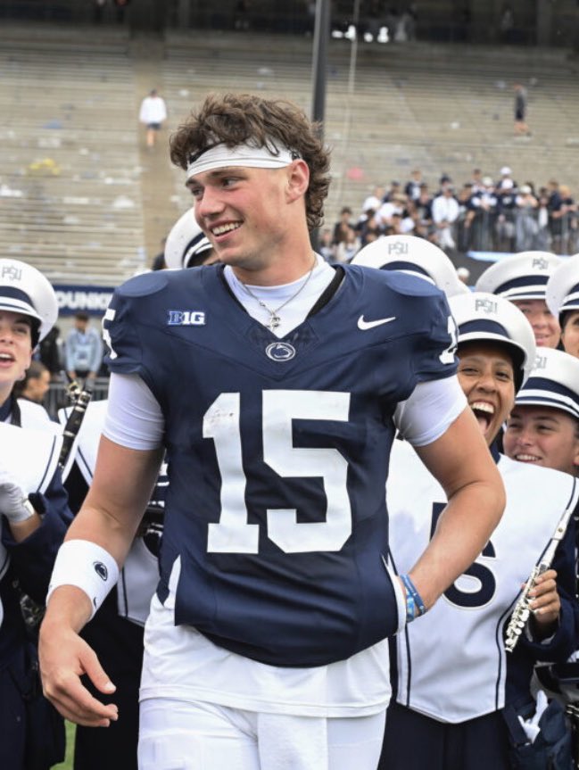 OgnBurgh tweet media