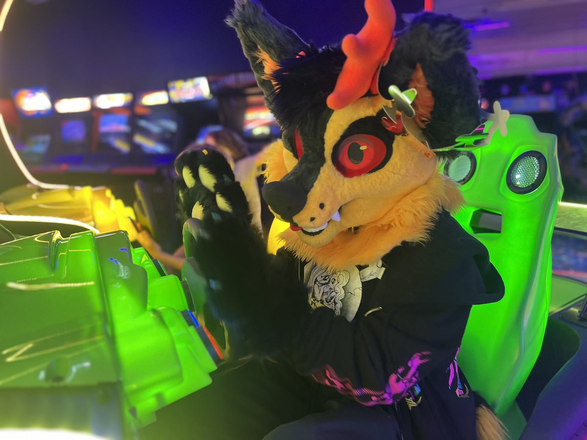MusicCityFurs's tweet photo. What an out of this world to start off 2026!! Our first meet of the year was an absolute BLAST!! We are so happy so see all your faces again!! ☄️🚀✨

Thank you to everyone that came out and made it a great time!! We hope everyone made it back home safe and sound!! 💙🌌✨ https://t.co/fgBBYLNb5U