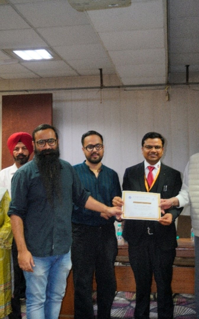 SGTB Khalsa Media tweet media