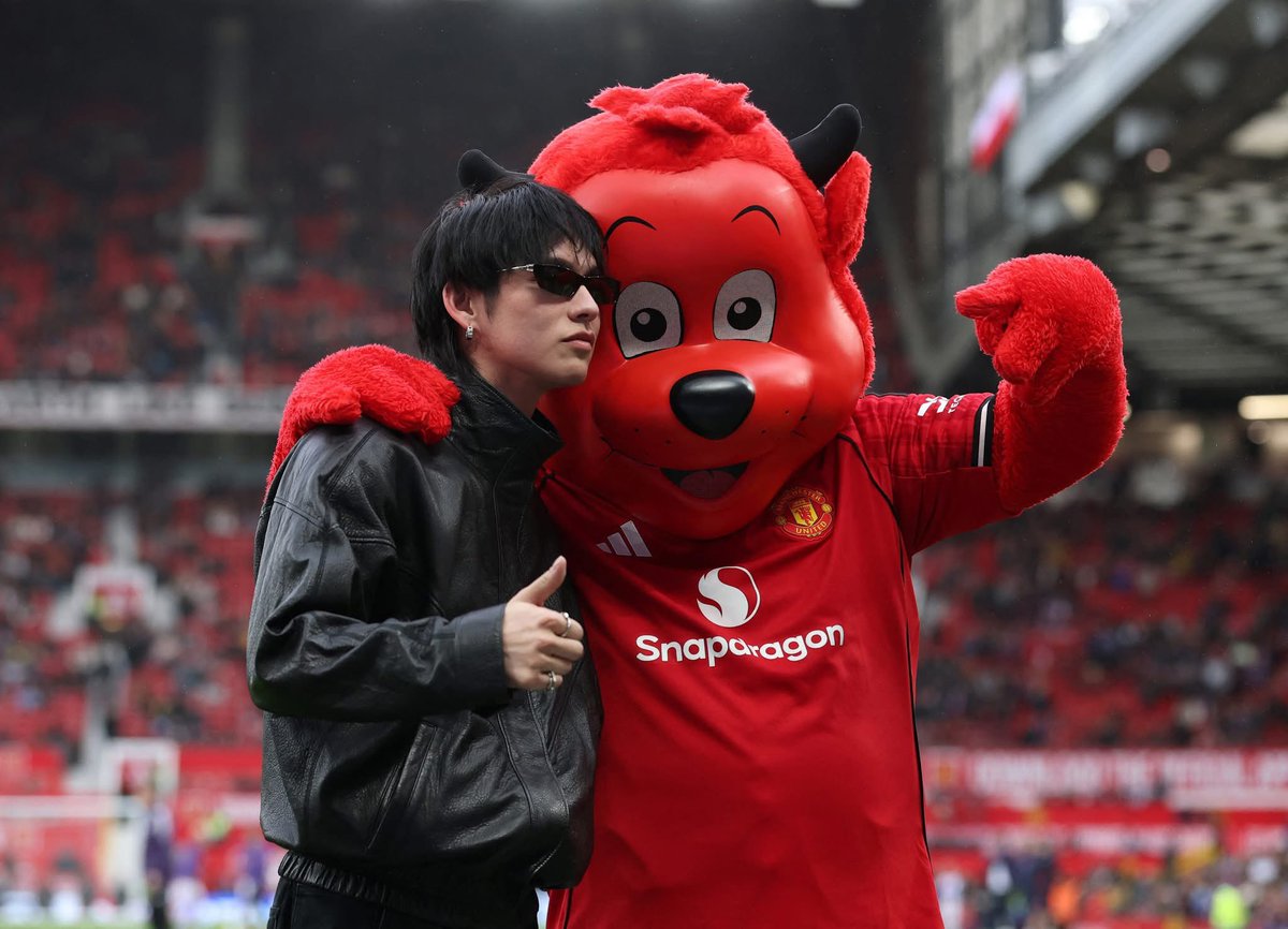 "ไบร์ท" วชิรวิชญ์ มาเยือนถิ่นทีมรัก

[ FB : PPTV HD 26 ] 
🔗 facebook.com/share/1B9opDwC…

#bbrightvc <a href="/bbrightvc/">bright</a>