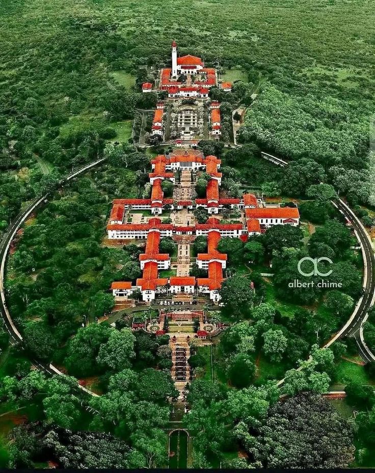 giboretz's tweet photo. 🎓 Top 20 Universities in Africa — 2026 Rankings

1. University of Cape Town — South Africa🇿🇦

2. Stellenbosch University — South Africa🇿🇦

3. University of the Witwatersrand — South Africa🇿🇦

4. University of Johannesburg — South Africa🇿🇦

5. University of KwaZulu-Natal — South Africa🇿🇦

6. University of Pretoria — South Africa🇿🇦

7. North-West University — South Africa🇿🇦

8. University of Ghana — Ghana🇬🇭

9. University of the Free State — South Africa🇿🇦

10. University of the Western Cape — South Africa🇿🇦

11. University of Ibadan — Nigeria🇳🇬

12. Addis Ababa University — Ethiopia🇪🇹

13. Kwame Nkrumah University of Science and Technology (KNUST) — Ghana🇬🇭

14. University of Lagos — Nigeria🇳🇬

15. Rhodes University — South Africa🇿🇦

16. Makerere University — Uganda🇺🇬

17. University of Nairobi — Kenya🇰🇪

18. Nelson Mandela University — South Africa🇿🇦

19. University of Nigeria Nsukka (UNN) — Nigeria🇳🇬

20. Covenant University — Nigeria🇳🇬 

*76. Muhimbili University of Health and Allied Sciences — Tanzania🇹🇿

Source: Times Higher Education (THE)