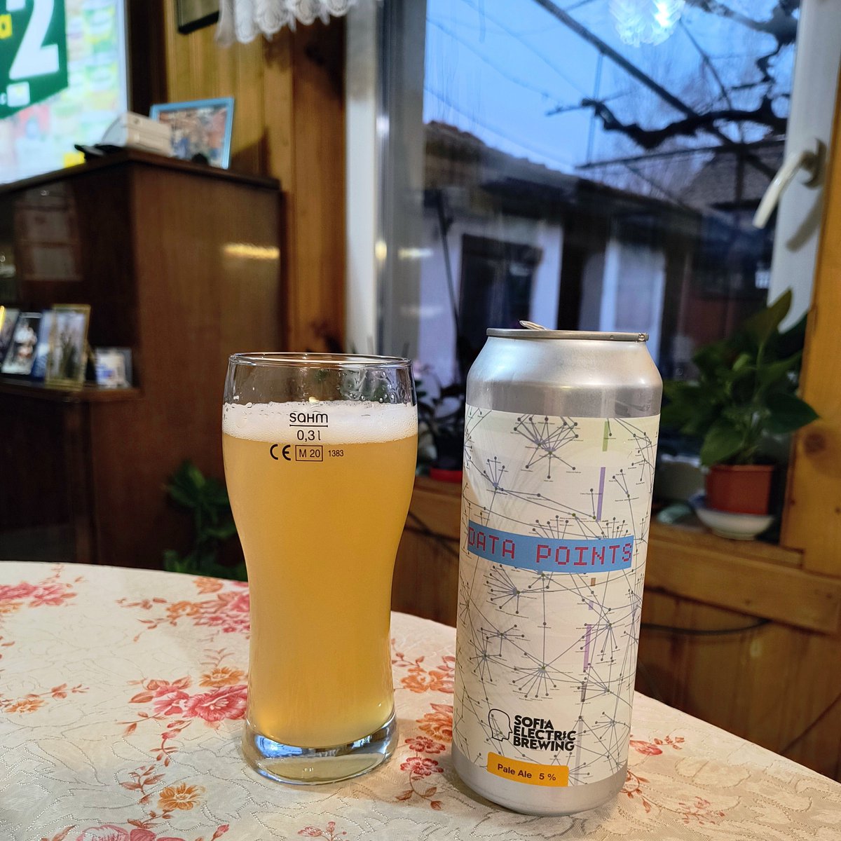 birenoshkembe's tweet photo. #sofiaelectricbrewing #datapoints #paleale #beer #cheers https://t.co/MiJp63y04o