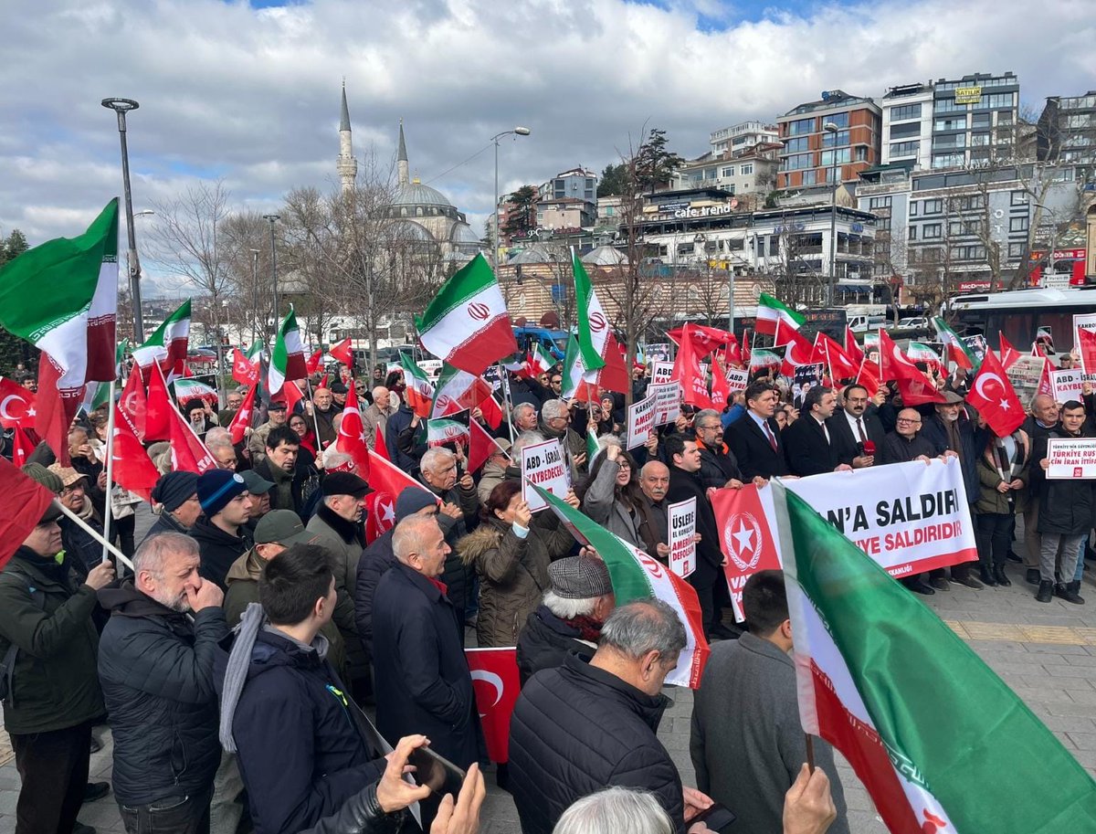 VatanPartisiist's tweet photo. İran’a saldırı Türkiye’ye saldırıdır. ABD emperyalizmi ve İsrail siyonizmi, sadece İran’ı değil bütün insanlığı karşısına almıştır.

Bu kutlu savaşta, Müttefik İran İslam Cumhuriyeti Devletiyle ve Kardeş İran Halkıyla birlikteyiz! https://t.co/iqNT9dDWJo