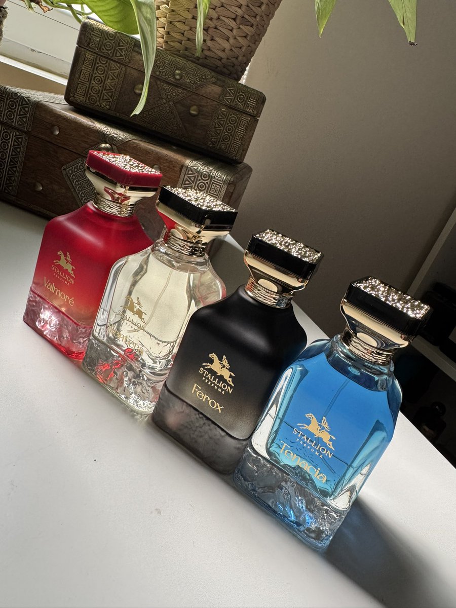 👈 اذا ما استغليتوا العرض في #شهر_رمضان فما راح يتكرر مرة ثانية واول مرة تنزل الاسعار زي كذا

🔺مجموعة السرج الملكية
اربعة عطور ب 227 ريال فقط وحجم الحبة 100 مل

🔺بسهل عليكم وبعلمكم كل عطر وش يشبه

👈 تنيسيا على خط بيرسيفال من دي مارلي
👈فيروكس على خط عطر X كلايف كريستيان