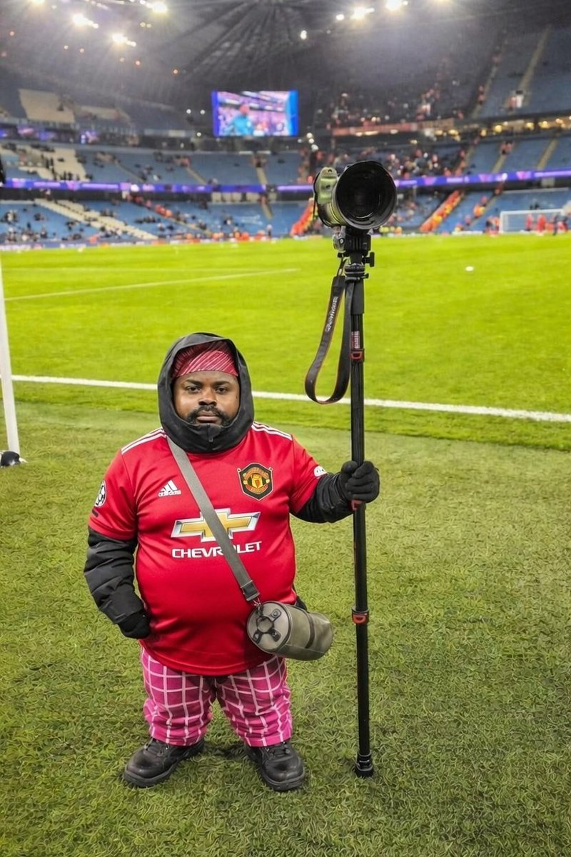 <a href="/PoojaMedia/">POOJA!!!</a> Don't say anything just retweet. Na Man U get everywhere today.