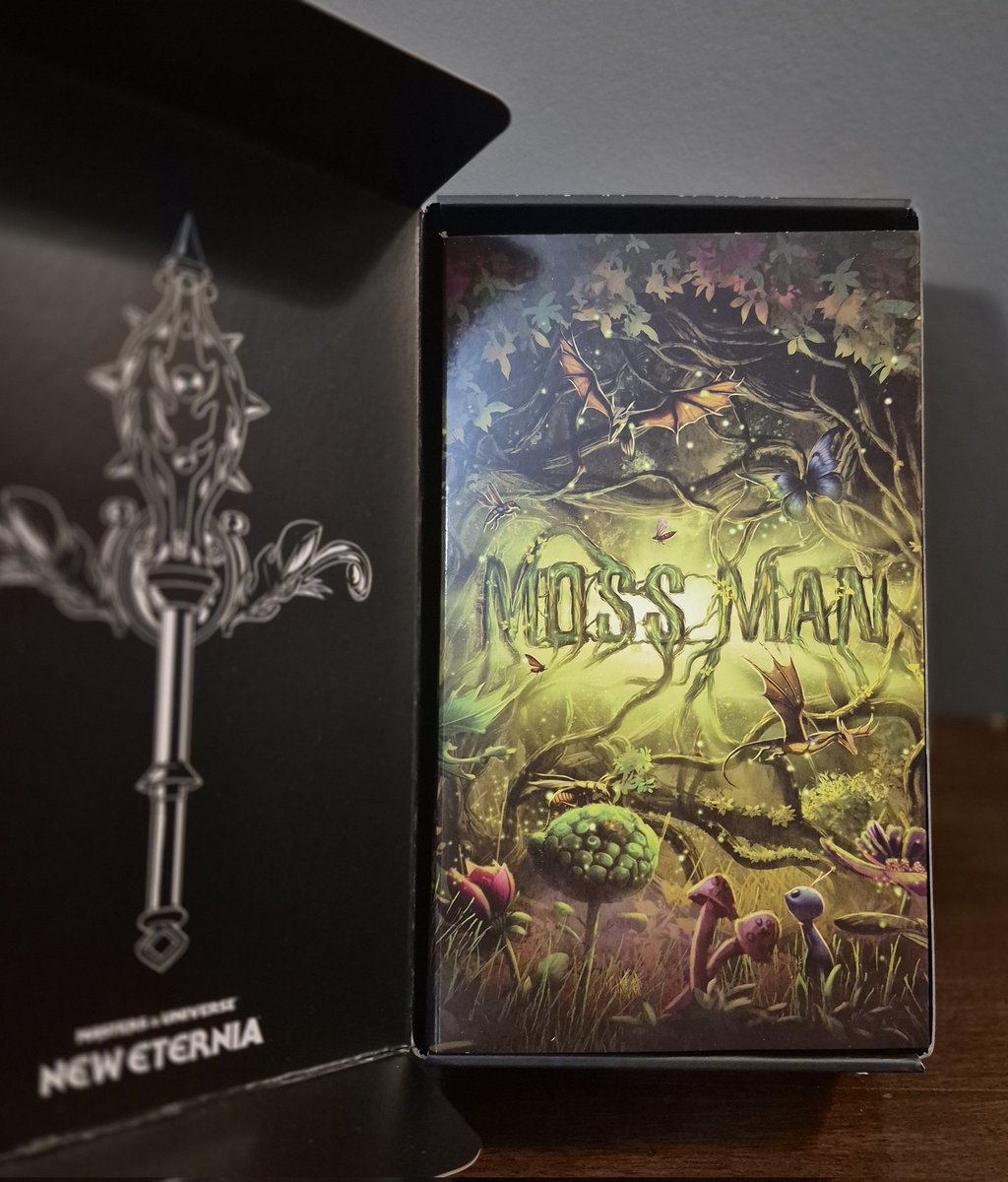 MOTULover's tweet photo. The last of my birthday week surprises for myself. Moss Man! I'm a big fan. I realized I needed him, and I wanted to "cap" my #Masterverse collection. This presentation... it's incredible. I didn't know Mattel Creations did it like this.
#MOTU https://t.co/pTD2WTW3Tg