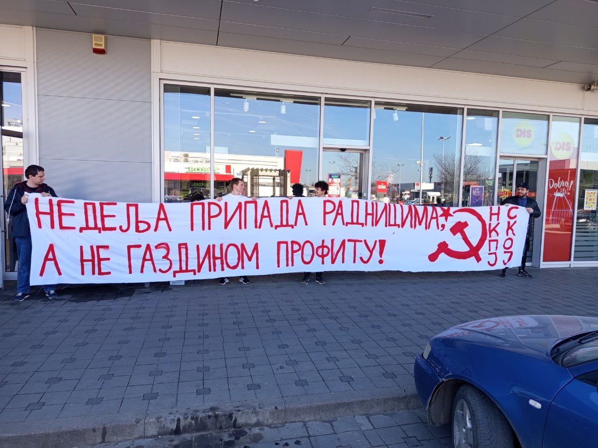 СКОЈ и НКПЈ организовали су данас перформанс у тржном центру „БИГ“ у Зрењанину на ком су поновили свој захтев да се у Србији забрани рад недељом за супермаркете и тржне центре⬇️
nkpj.org.rs/%C4%87ir/index…