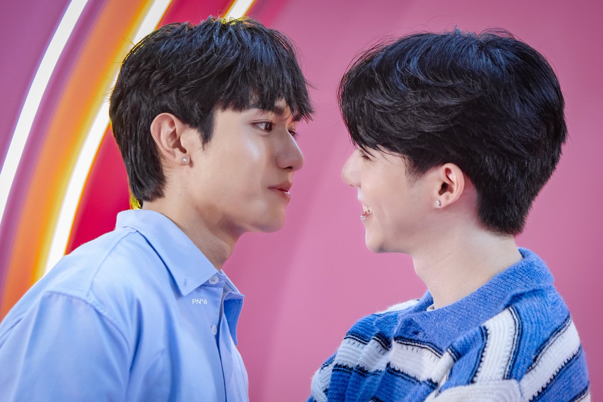 PNumber6_'s tweet photo. เจเจจะเอาอะไรไปสู้พี่เน็ตได้ เลิกเขินเขาให้ได้ก่อนนะเจ้าหนู😮💨
@netsiraphop @jj_rcp
#netsiraphop #jj_rcp #NETJJ
#UdermaxNetJJ https://t.co/mPSyOXIb52