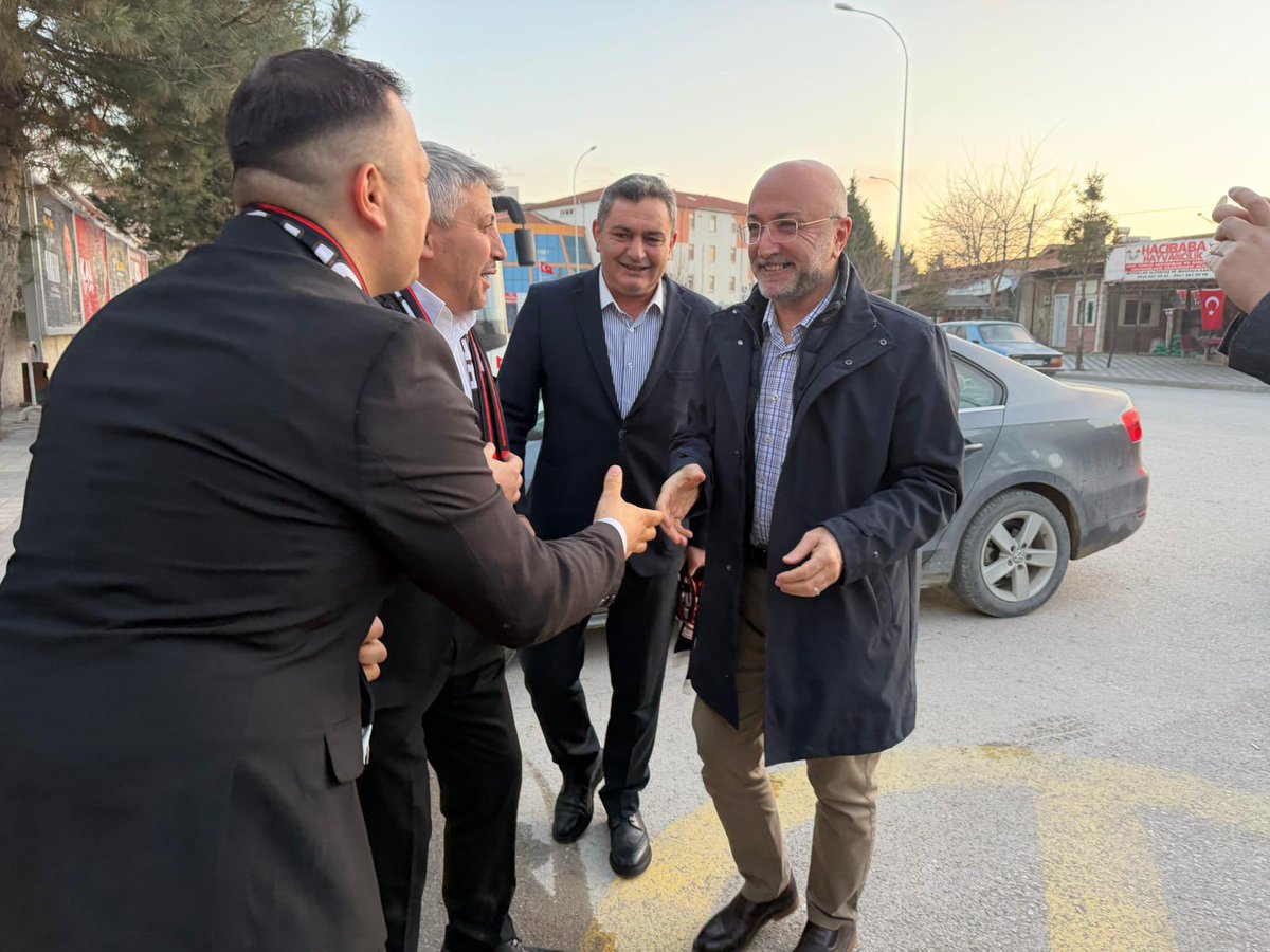 Av_Turgaysahin's tweet photo. 📍Çobanlar
TBMM Başkanlık Divanı Üyesi Milletvekilimiz Av. İbrahim Yurdunuseven, Genel Merkez Gençlik Kolları MKYK Üyemiz Kadir Can Sezgin, İl Gençlik Kolları Başkanımız Mehmet Emin İntepe, İlçe Başkanımız Murat Yeşil, İlçe Gençlik Kolları Başkanımız Emre Kadir Uysal ve teşkilat mensuplarımızla birlikte iftar öncesinde Belediye Başkanımız Ali Altuntaş’ı ziyaret ettik. 

Nazik misafirperverliği dolayısıyla başkanımıza teşekkür eder, çalışmalarında kolaylıklar dilerim. 

#MilletimizleİnancımızBir