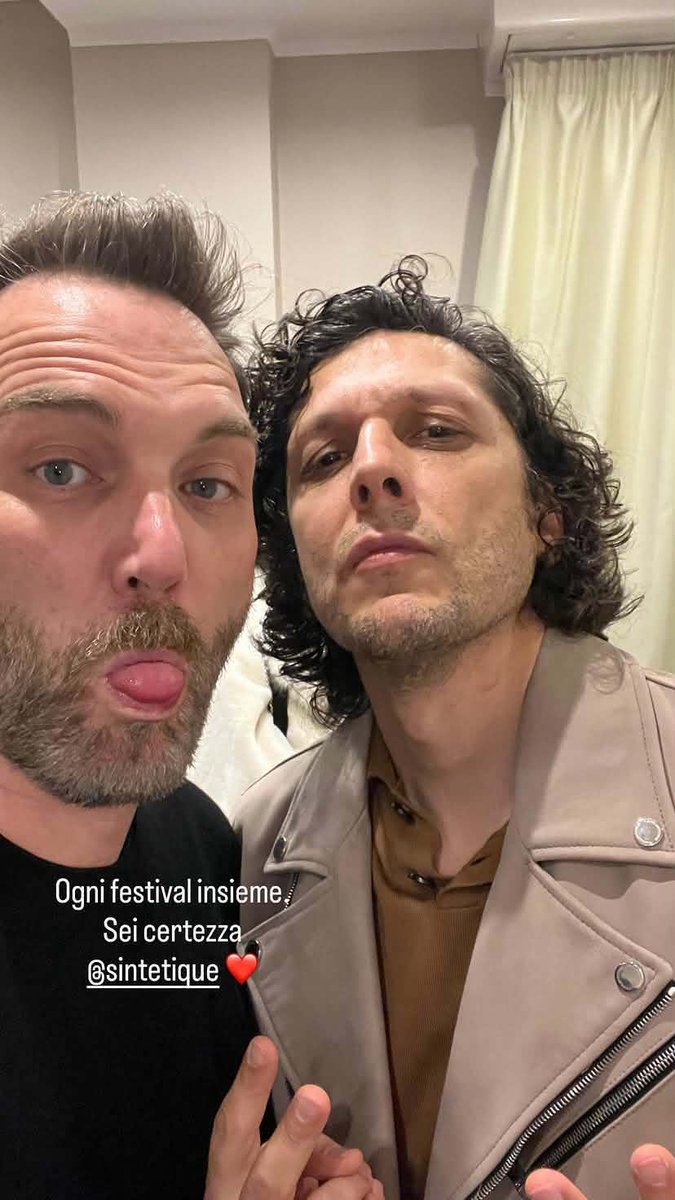 famedalupi's tweet image. L'importanza del gruppo 
#dreamteam ❤️
Ermal su IG