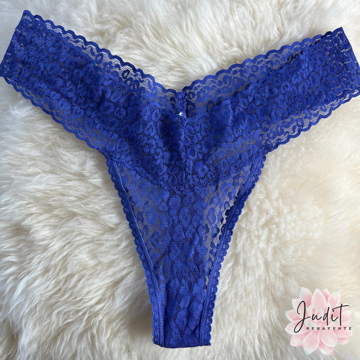 Do you want my used lingerie?? 😏🔥🔥
WhatsApp👉 +34616796359