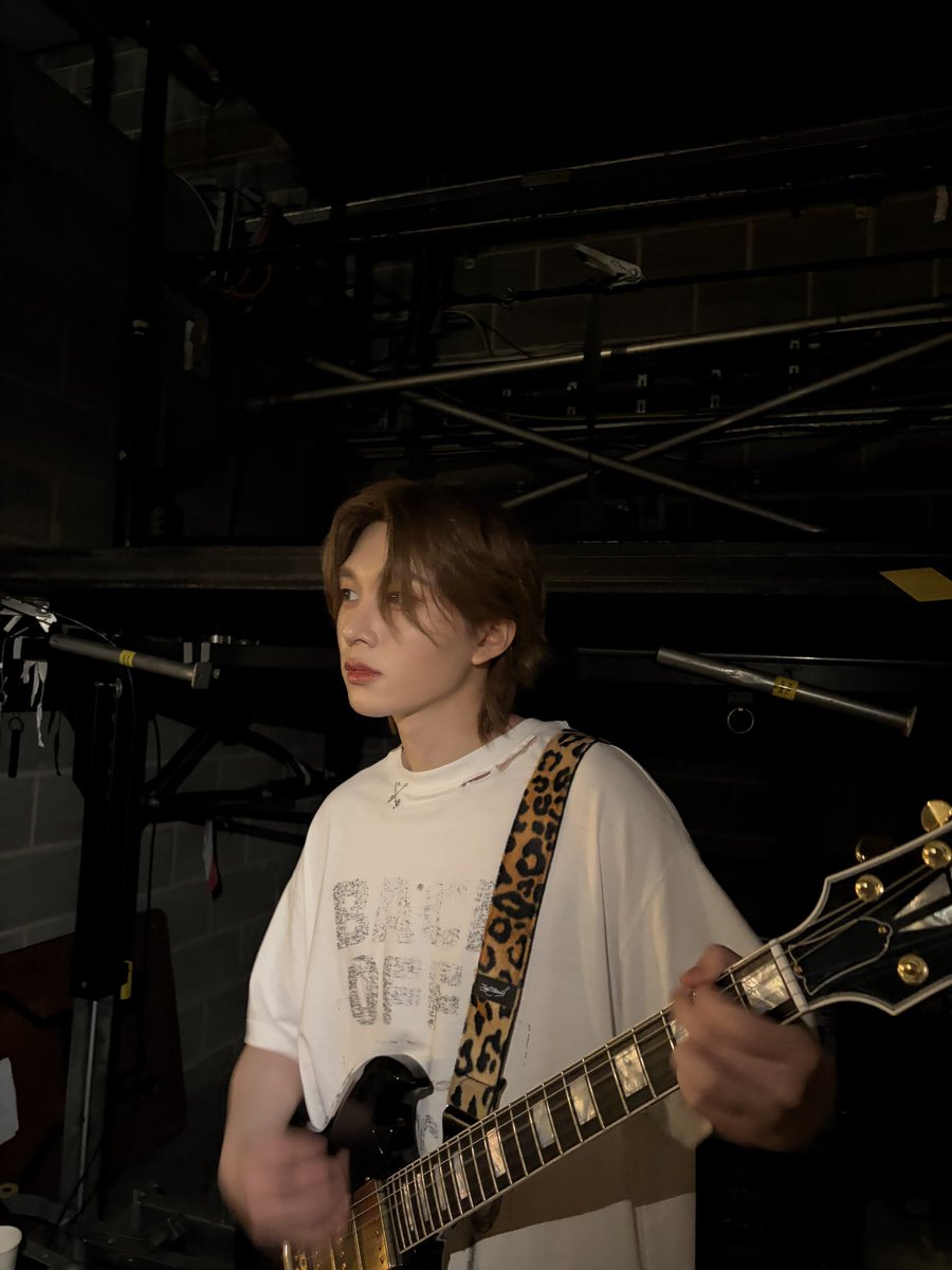 |TWITTER|◽️|31.01.26|

[#THEO]

Fin de la tournée européenne ‼️ Au revoir What’s Up 🤘🏻

#P1Harmony #THEO

--------

©️ <a href="/P1H_members/">P1Harmony</a>