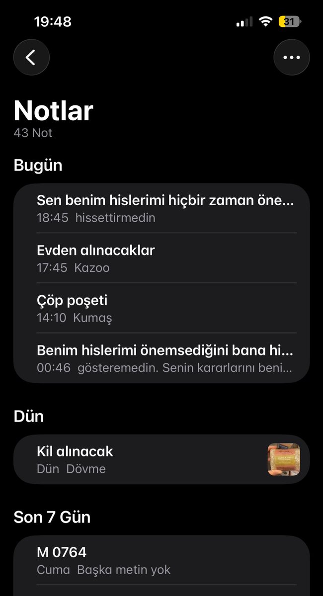 Kızlar ve not defterleri