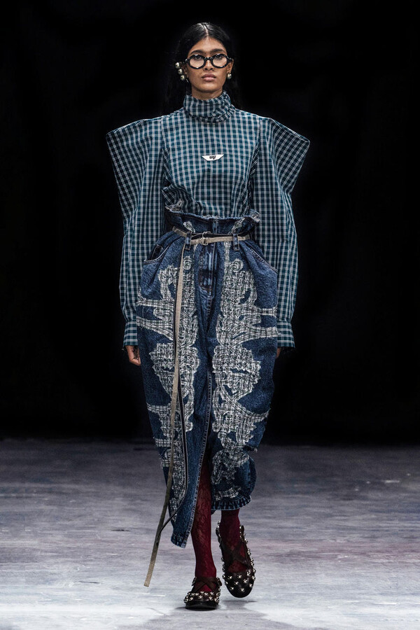 LaModeUnknown's tweet photo. The COLLAGE looks of ✨Dhruv Kapoor✨ Fall/Winter 2026.🪡 https://t.co/pIDwWO6x4z