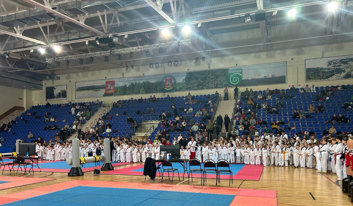 temsu_walling's tweet image. The grand opening of the traditional tournament of the "Eridan" Sports Club in the combat sport of "Kurugi" took place in #Kaluga #Russia 🇷🇺☀️
today, dedicated to the Anniversary of the Victory 🎖️in the Battle of #Stalingrad 💪🏻 during the Great Patriotic War.