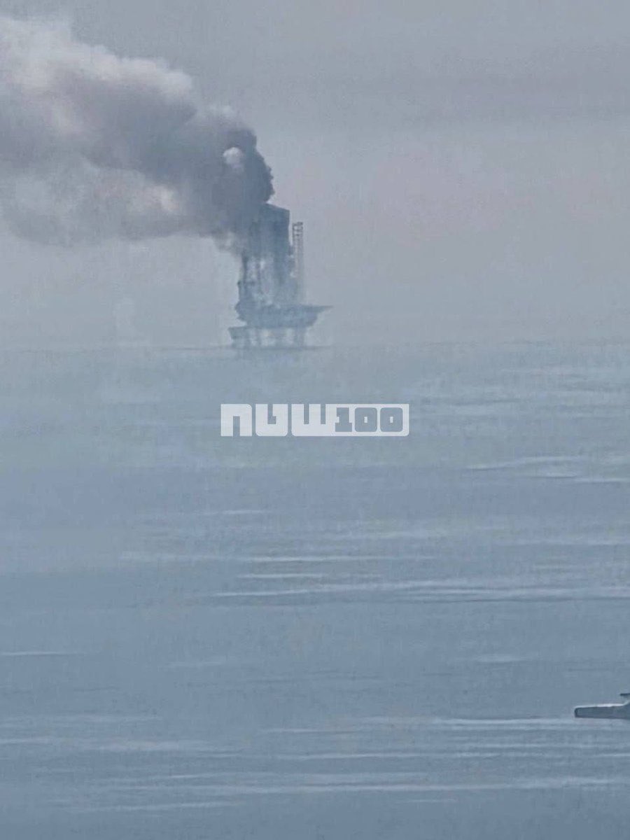 FGaitho237's tweet photo. BREAKING: Unconfirmed reports suggest that an Iranian drone attacked oil drilling facility in the United Arab Emirates. https://t.co/aNwnYq3Nty