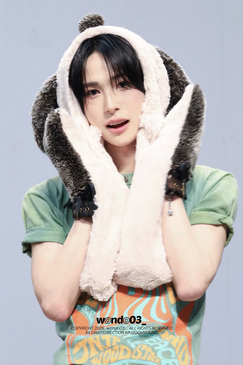 wondo03_'s tweet photo. 260228 내 강아 복복 🫳🏻

#데일리디렉션 #DAILYDIRECTION 
#김주형 #KIMJOOHYOUNG https://t.co/HzjuqOBAIy
