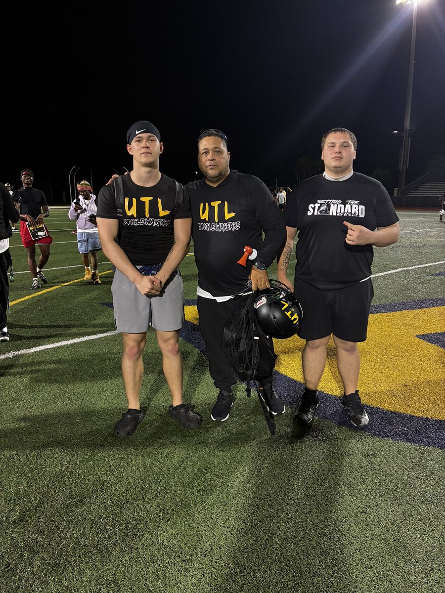 50sackzzzz's tweet photo. Had a great time at @CoachJoeNieves  prospect camp earning DL mvp once again and getting invited to play in coach Joe’s all American game. Big thanks to all the coaches that came out there and coached us up!!!!! https://t.co/wj5kZT8qgC