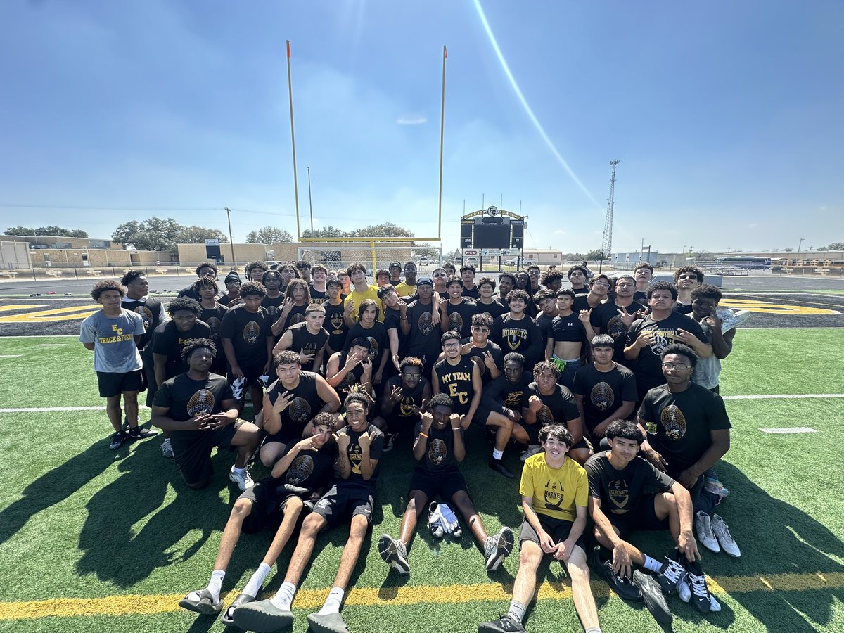 EC Hornet Football tweet media