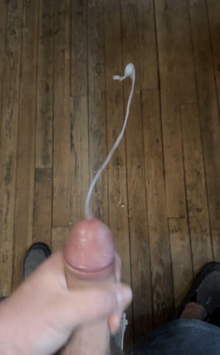 wellsrider86's tweet photo. A lil fun-day Sunday. Short clip up soon. #sundaycumday
#nsfw #gayohio #polygay #versgay https://t.co/MzM15UGyyj