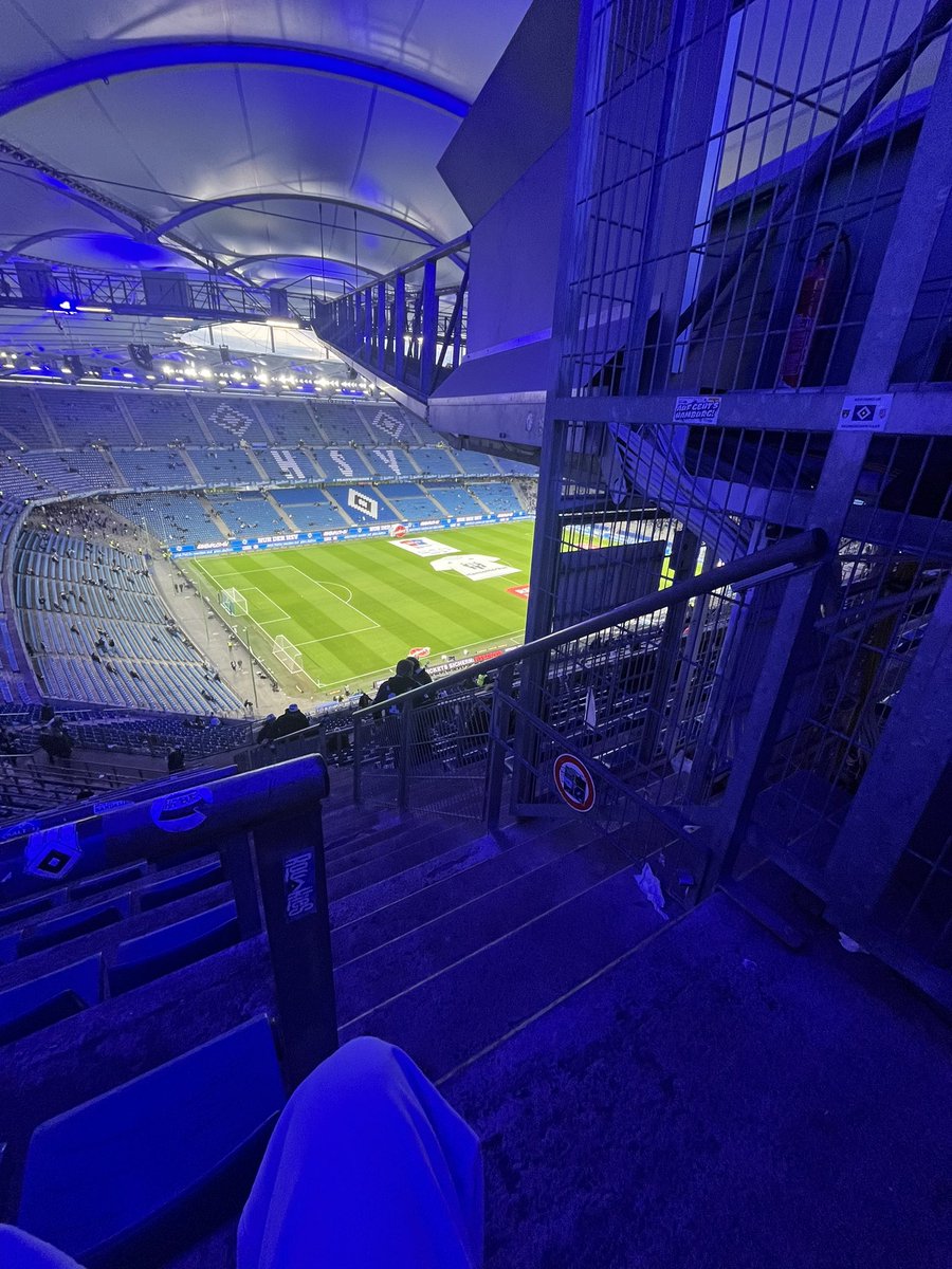 Lukas 🦕 #FreeVuskovic tweet media