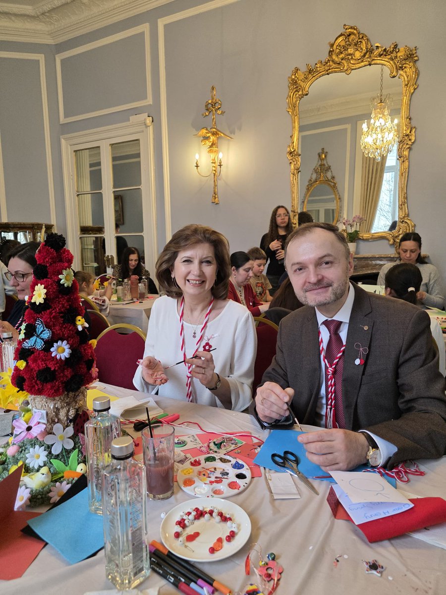 Laura Popescu tweet media