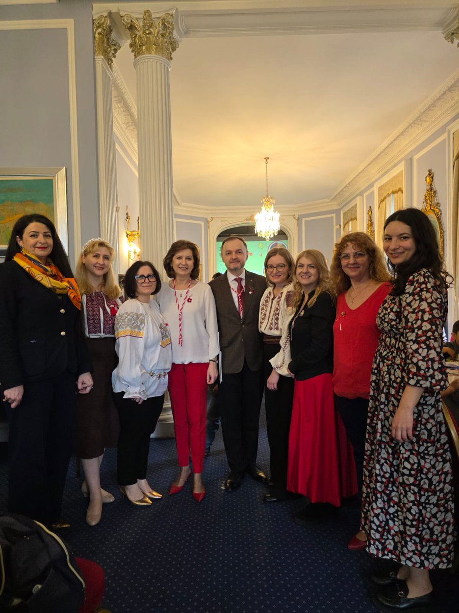 Laura Popescu tweet media