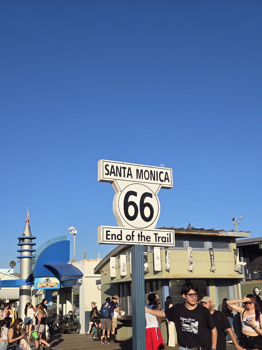 zabiel85's tweet photo. Los Angeles jest piękne! Santa Monica 😍

#visitUSA https://t.co/DpyCs5aE4r