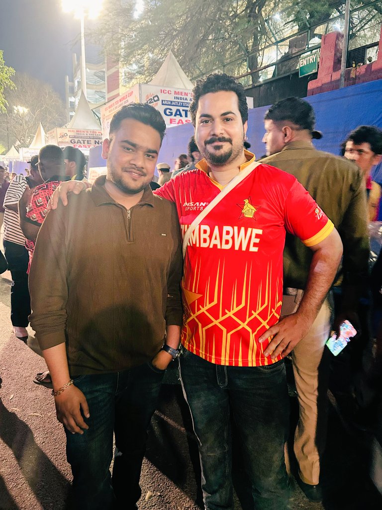 ~ U D I T ~ tweet media