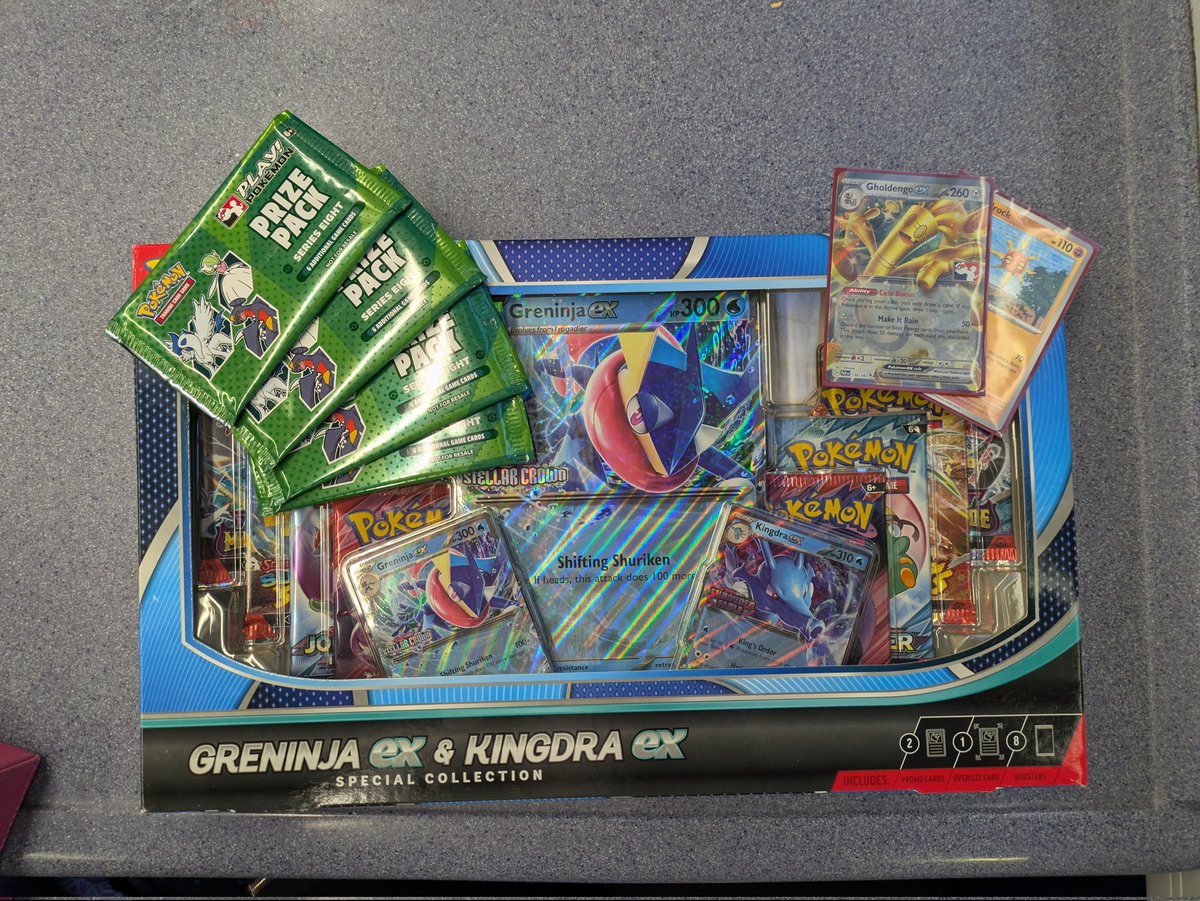 chloe 🏳️⚧️ tweet media