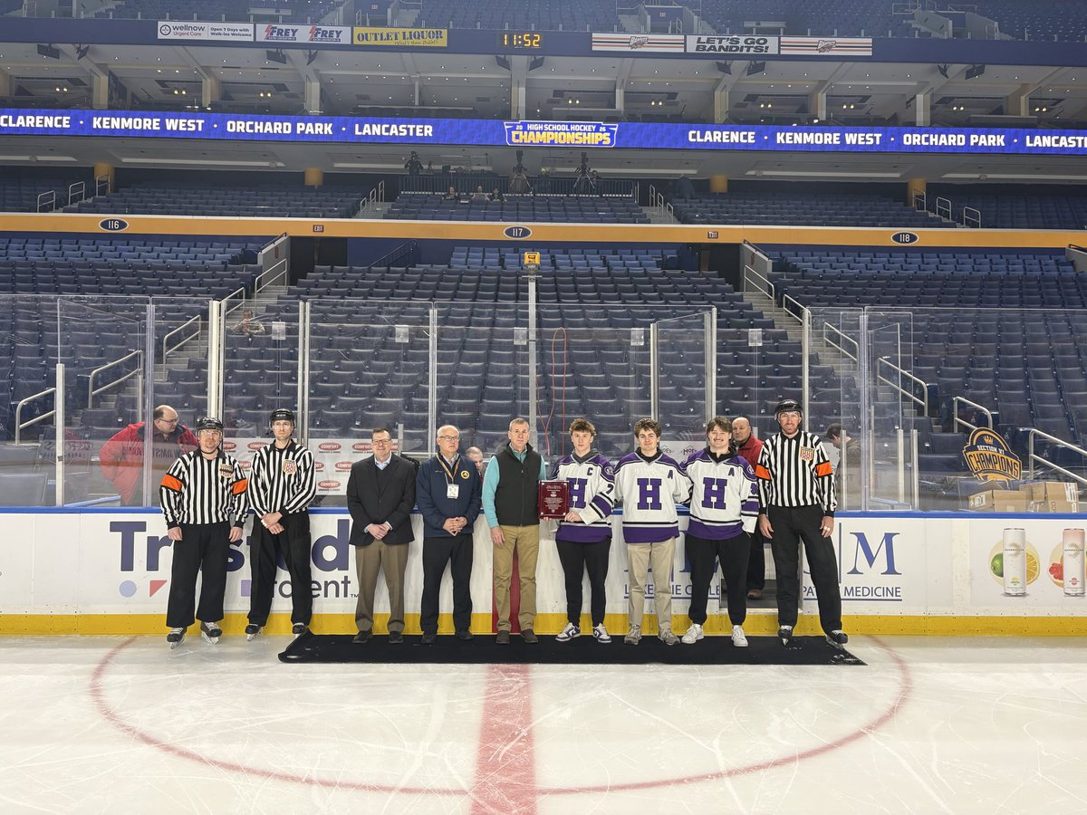 Hamburg Varsity Hockey tweet media