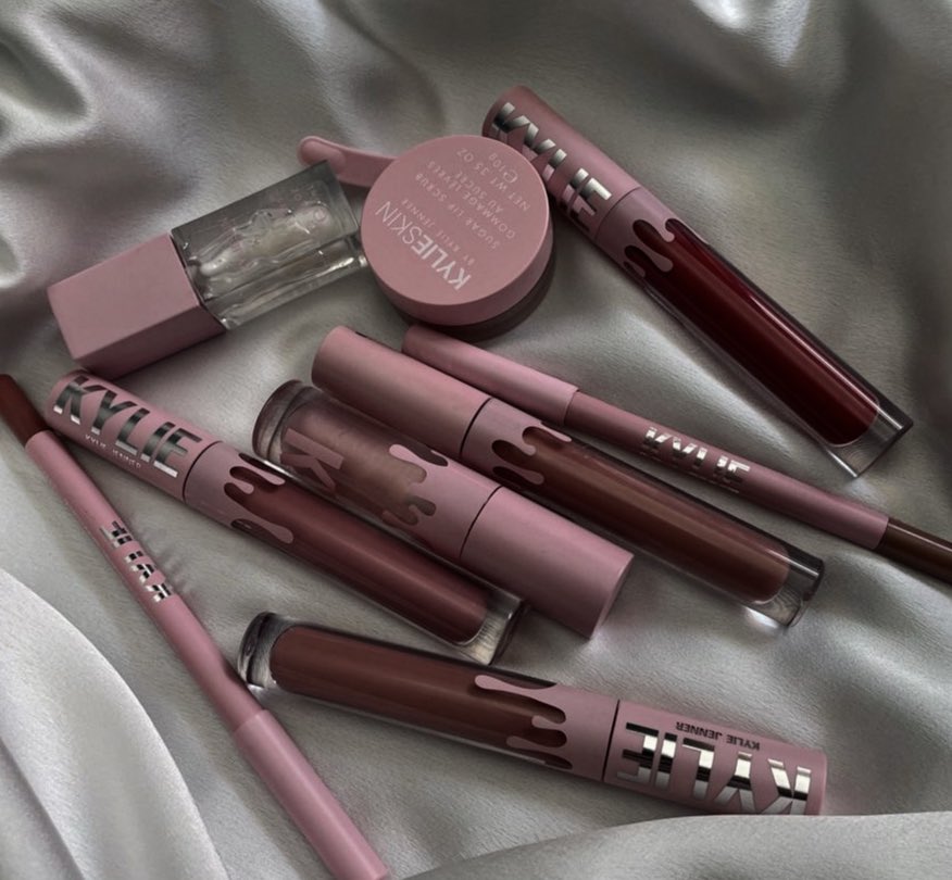 𝓜𝓪𝓻𝓲𝓷𝓪 𓂀 tweet media