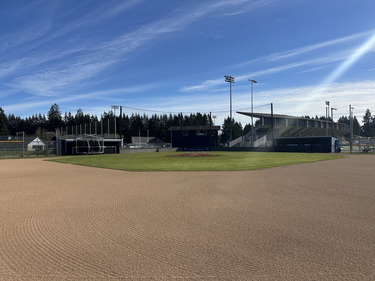 Olympia Baseball tweet media