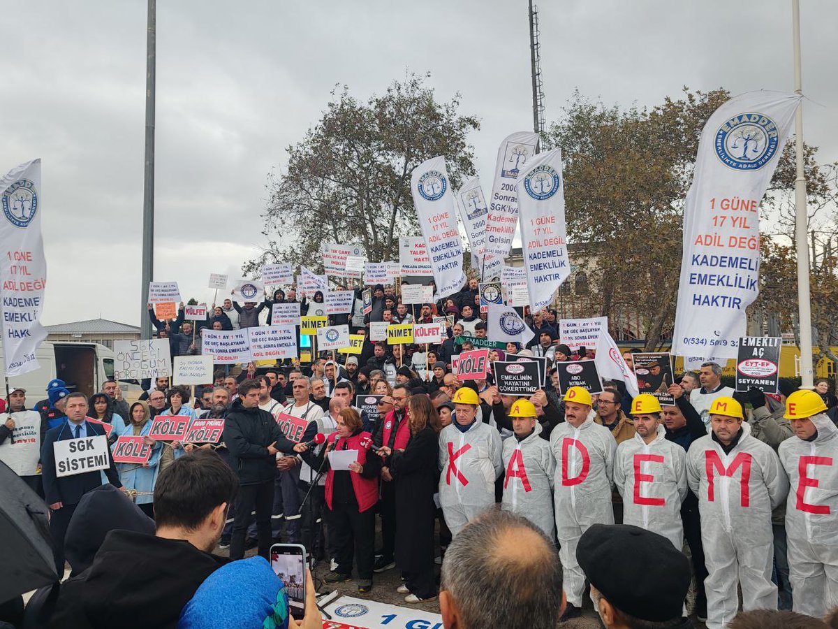 <a href="/zorlu77/">Prof.Dr.Kürşad ZORLU</a> Lider dediğin Adaletli olur 

7duvere karşı can feda bu Aziz vatan için 
Tasalanmayin 
Adaleti Sağlayın yeter
<a href="/Akparti/">AK Parti</a>
<a href="/RTErdogan/">Recep Tayyip Erdoğan</a> 
#KademeliGeçişŞart