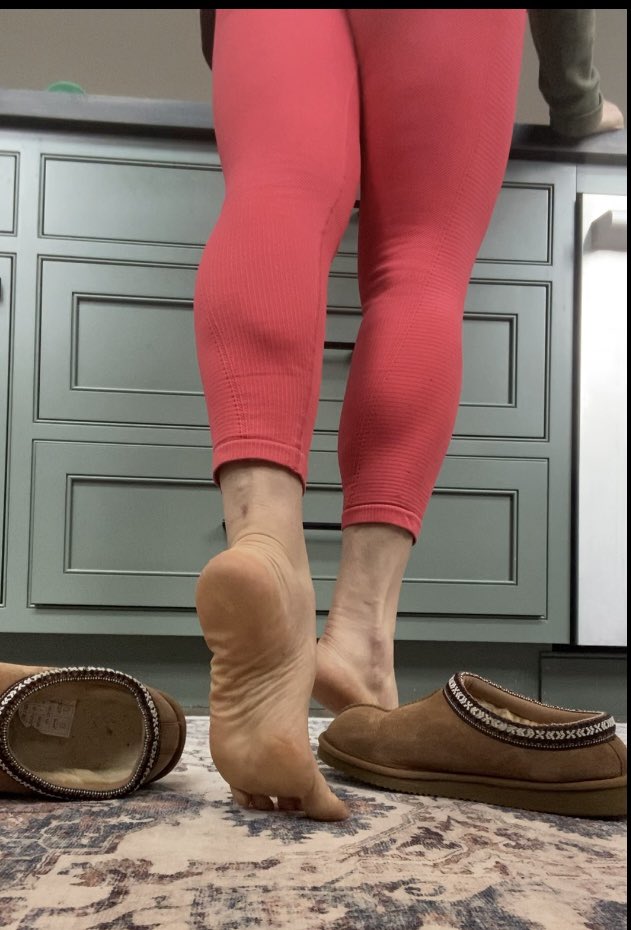 BellaHighArches tweet media